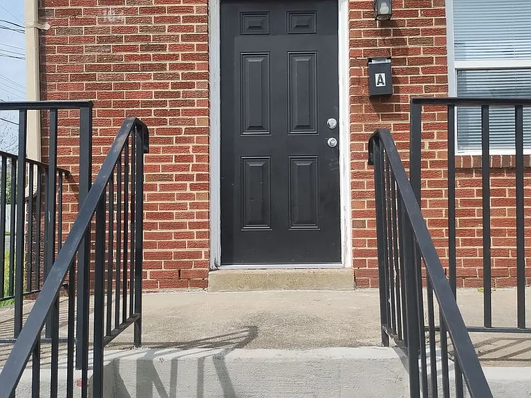 104 Poe St #A — Photo 1