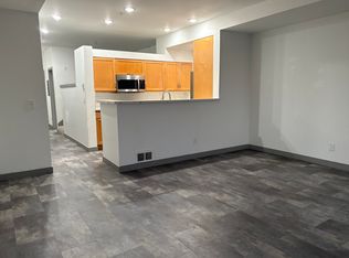 720 Queen Anne Ave N APT 208, Seattle, WA 98109