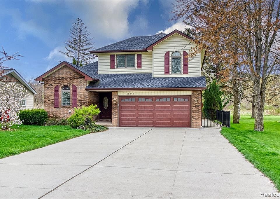 45343 Deneweth Rd, MI 48042 Zillow