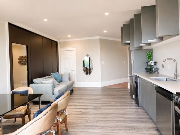 2 bedroom rental in West Vancouver — photo 4