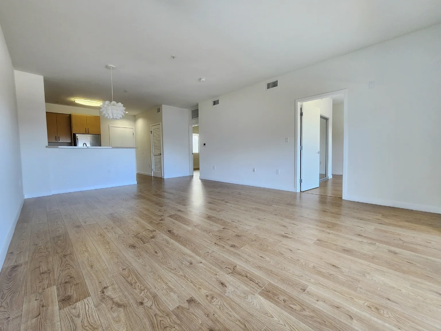 2900 S. Sepulveda Blvd — Photo 4