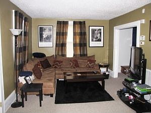 3rd image of 2313 Lyndhurst St NW