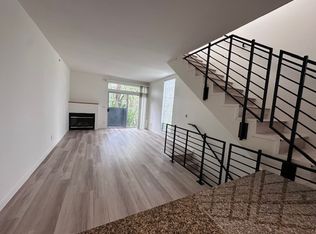11960 Iowa Ave APT 1, Los Angeles, CA 90025