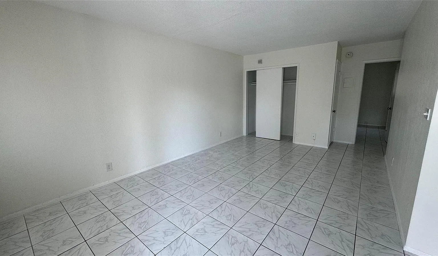 1 bed, 588 sqft, $1,475 — Photo 3