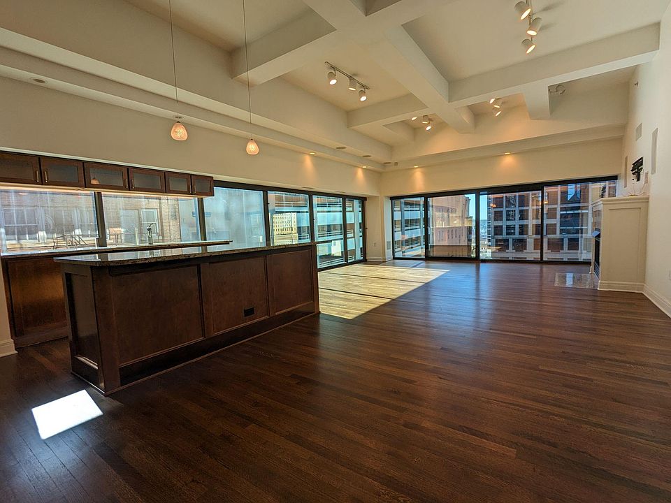 1st image of 1101 Walnut St #709A