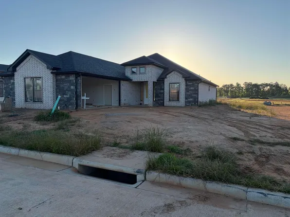 107 Moonlight Dr, Hallsville, TX 75650