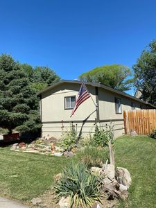 2 Saint John Cir, Parachute, CO, 81635