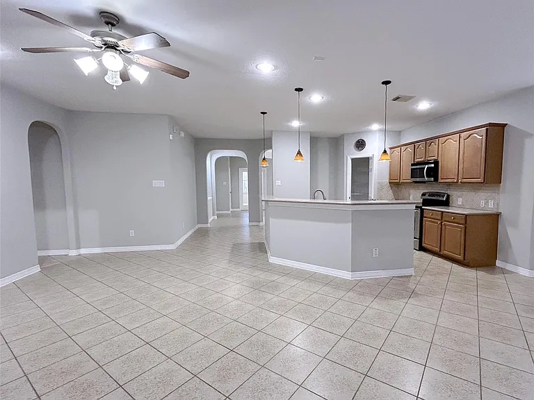 5523 Baby Blue Ln — Photo 18