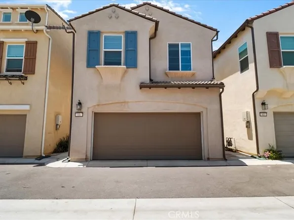 3827 Grant St Unit 64, Corona, CA 92883