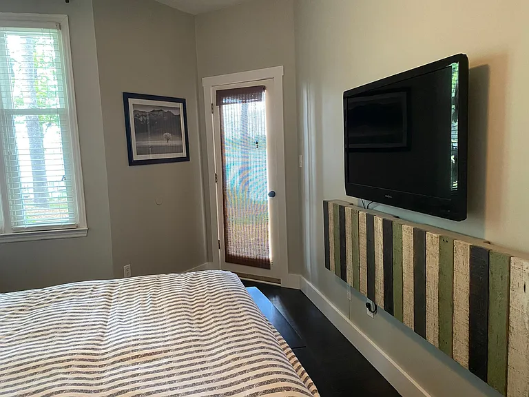 Northwest Dr — Photo 6