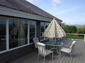 Large Deck With Panoramic View