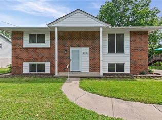 2903 NE 56th Ter, Gladstone, MO 64119