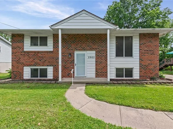 2903 NE 56th Ter, Gladstone, MO 64119