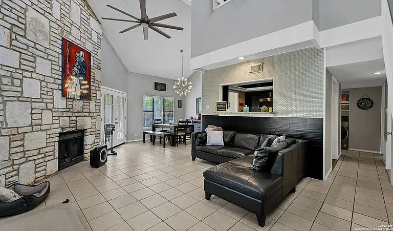 8515 Echo Creek Ln #1 — Photo 4
