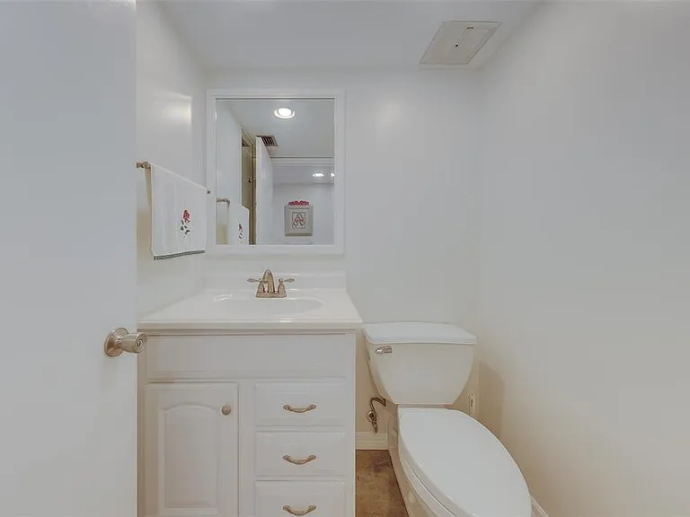 17920 Gulf Blvd #1808 — Photo 29