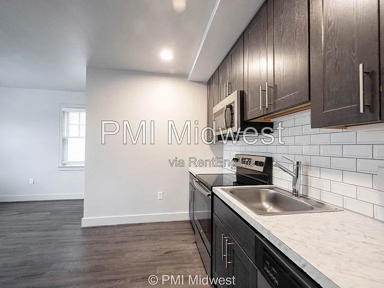 Priscilla Apartments — Photo 16