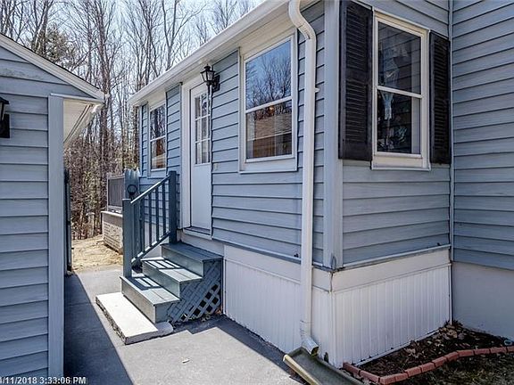 3rd image of 88 Puritan Dr