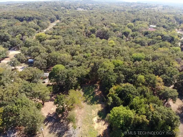 6045 Weesie St, Kingston, OK 73439