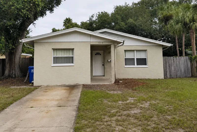 3 bed, 2.0 bath, 1250 sqft, $2,195 — Photo 2