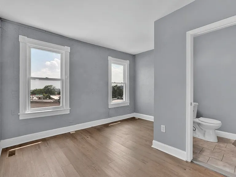 2617 E Preston St — Photo 28
