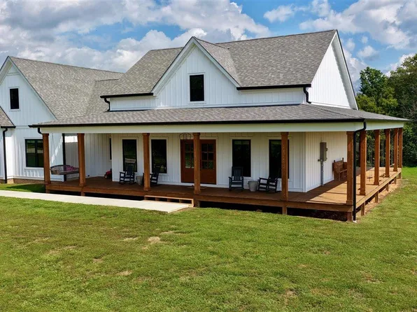 1174 Pleasant Grove Cemetery Rd, Hardyville, KY 42746