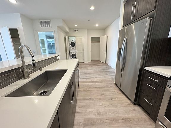 3rd image of 11929 Courtleigh Dr APT 203