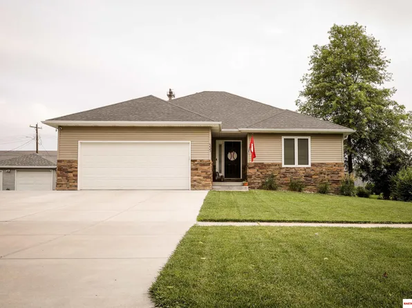 533 Ash, Adams, NE 68301
