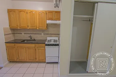 Rented by Nolita Group