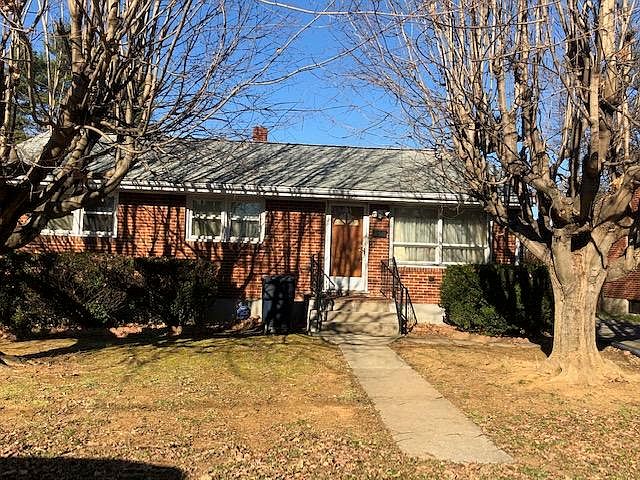 1st image of 1632 Golfside Ave NW