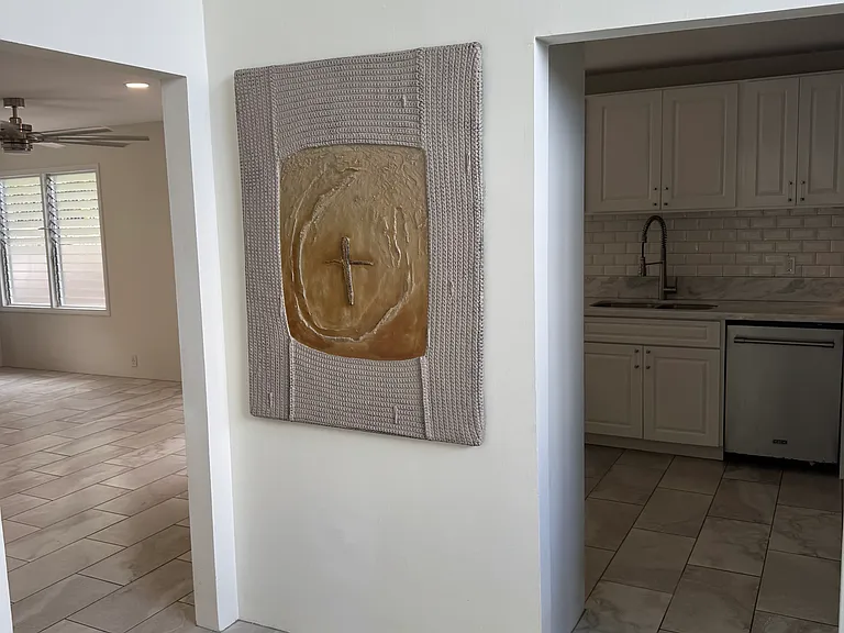927 Hahaione St — Photo 9