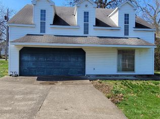 1 Crawford Ct, Paris, IL 61944