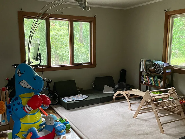1038 Stewart Ave — Photo 3