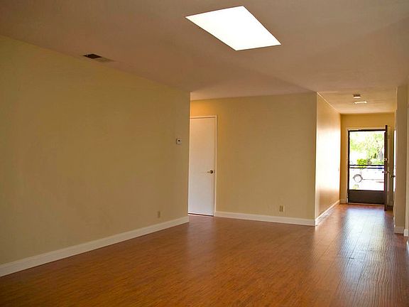 3rd image of 4844 Nadine Ct