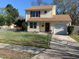 1084 Green St, Norfolk, VA 23513