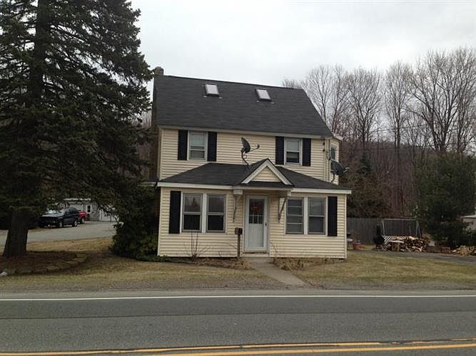 2nd image of 23 Main St