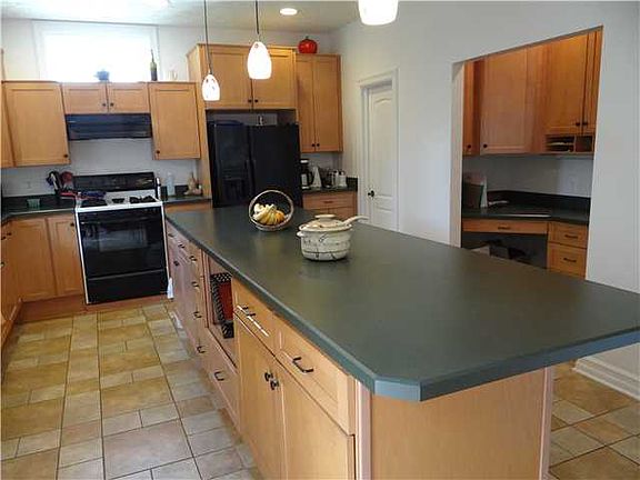 5th image of 1845 Cricket Ln