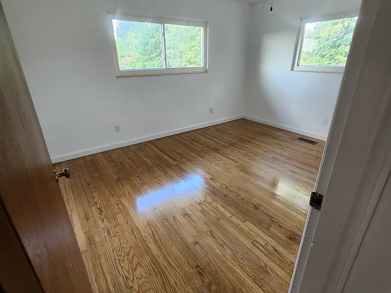 2322 Oakland Dr NW — Photo 15