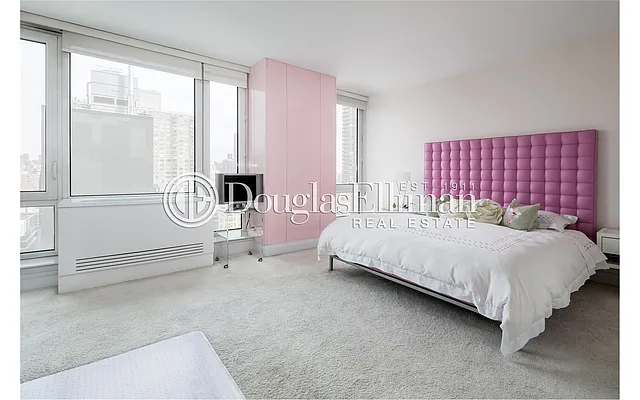 Sold by Douglas Elliman | media 25