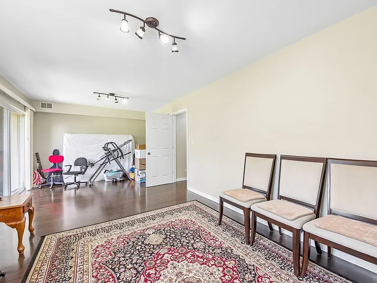 673 Fountainview Dr #673 — Photo 23