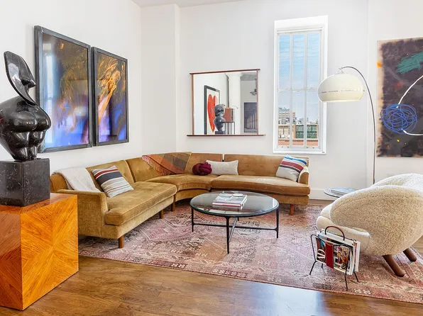 395 Broadway APT 8D, New York, NY 10013