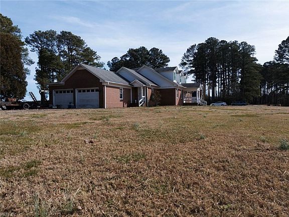 3rd image of 2406 Hallieford Rd