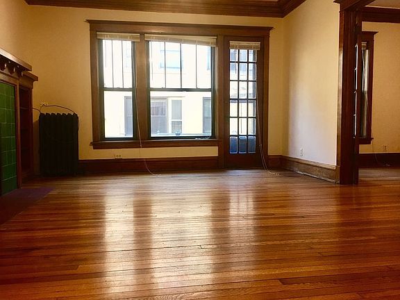 5th image of 5518 S Cornell Ave APT 3W