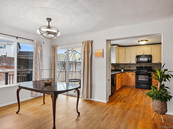 5th image of 1412 Sunny Hill Dr