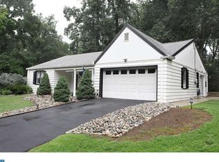 119 Brookside Dr, Feasterville Trevose, PA 19053