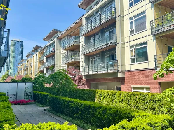 5355 Lane St #252, Burnaby, BC V5H 0H1