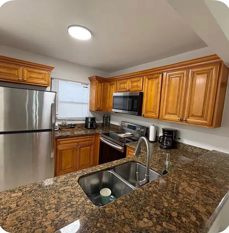 2 bed, 2.0 bath, 916 sqft, $2,200 — Photo 4