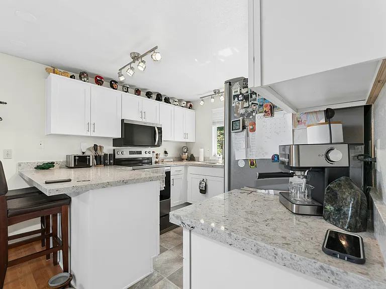 5113 S 4th Ave #B — Photo 2