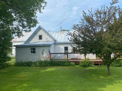 6 Chicken Street, Starks, ME, 04911