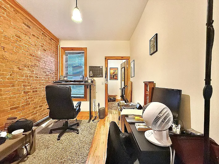 1404 Putnam Ave #2L — Photo 7
