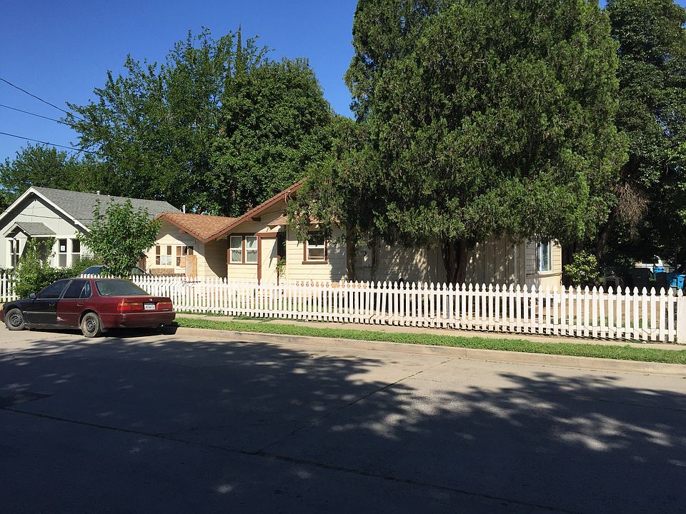 2nd image of 645 Reeves Ave